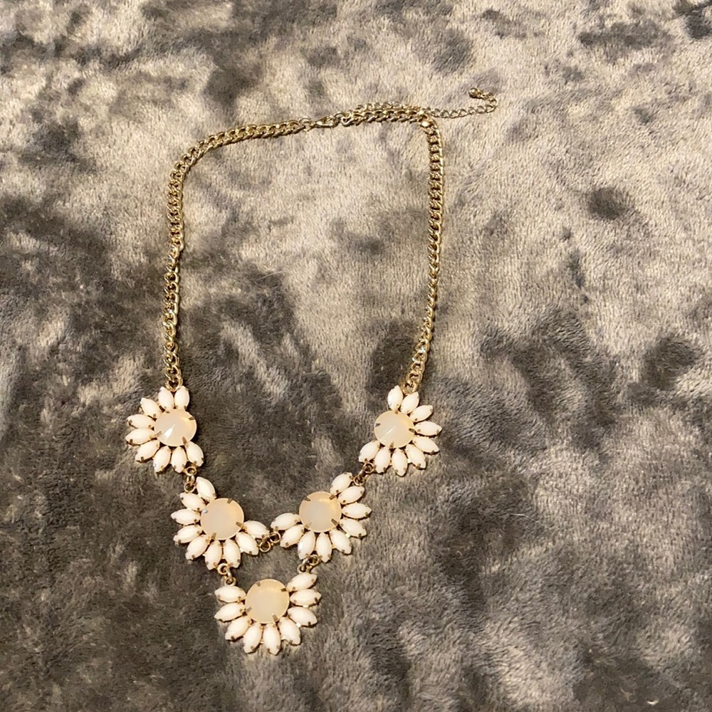 Statement necklace - Picture 2 of 3